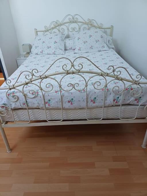 Apartmán Le 7 Servian Exteriér fotografie